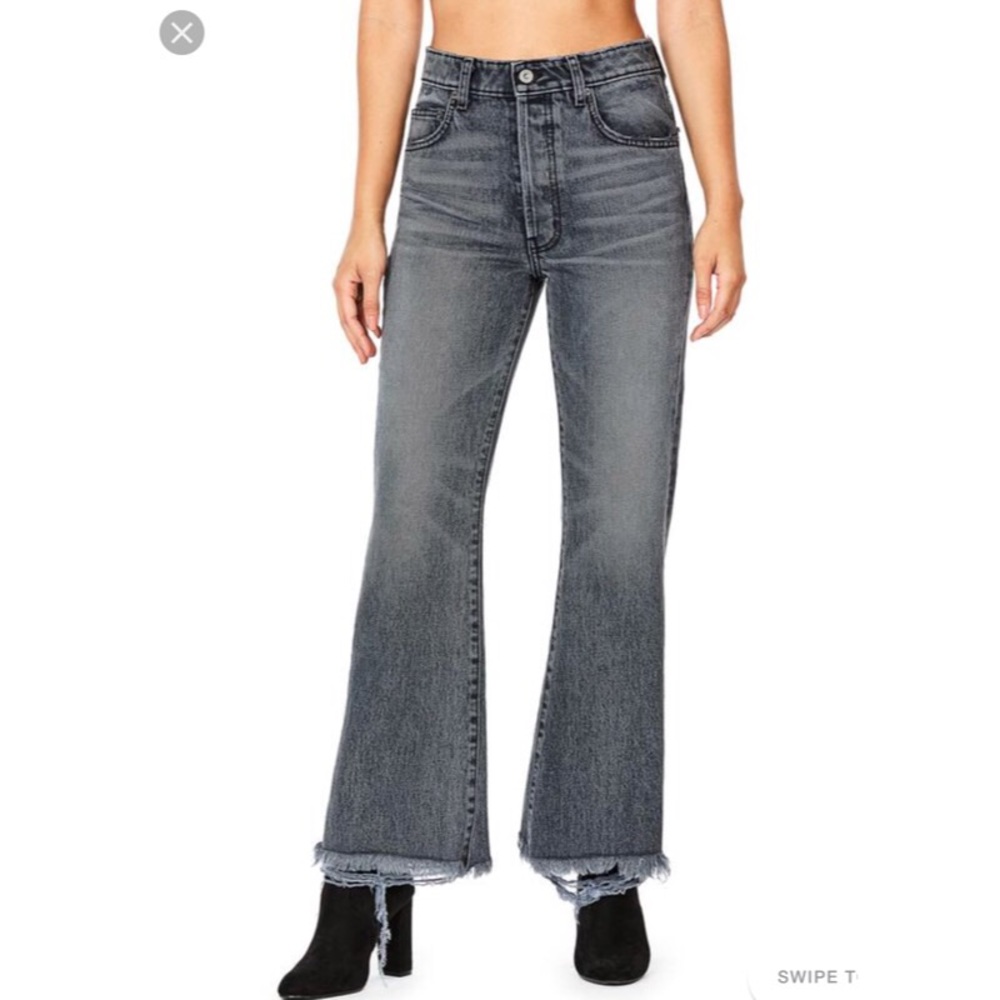 Carmar Frayed Flare Jeans (Size29)